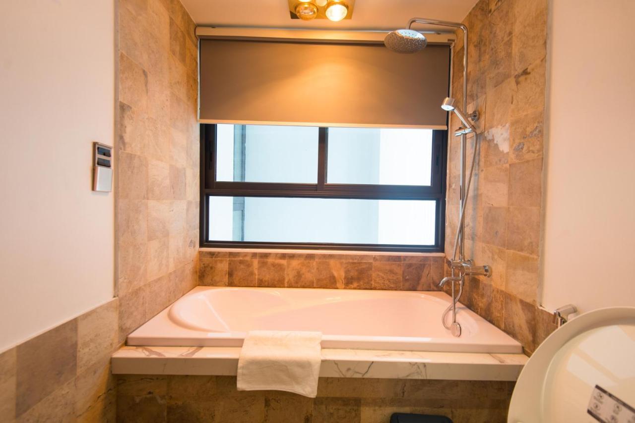 האנוי 22Housing Hotel & Apartment 81 Linh Lang מראה חיצוני תמונה